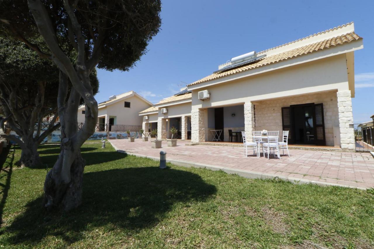 Hotel Capo Campolato Brucoli Esterno foto